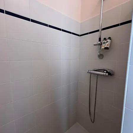 2 Personnes A Rose Apartment *